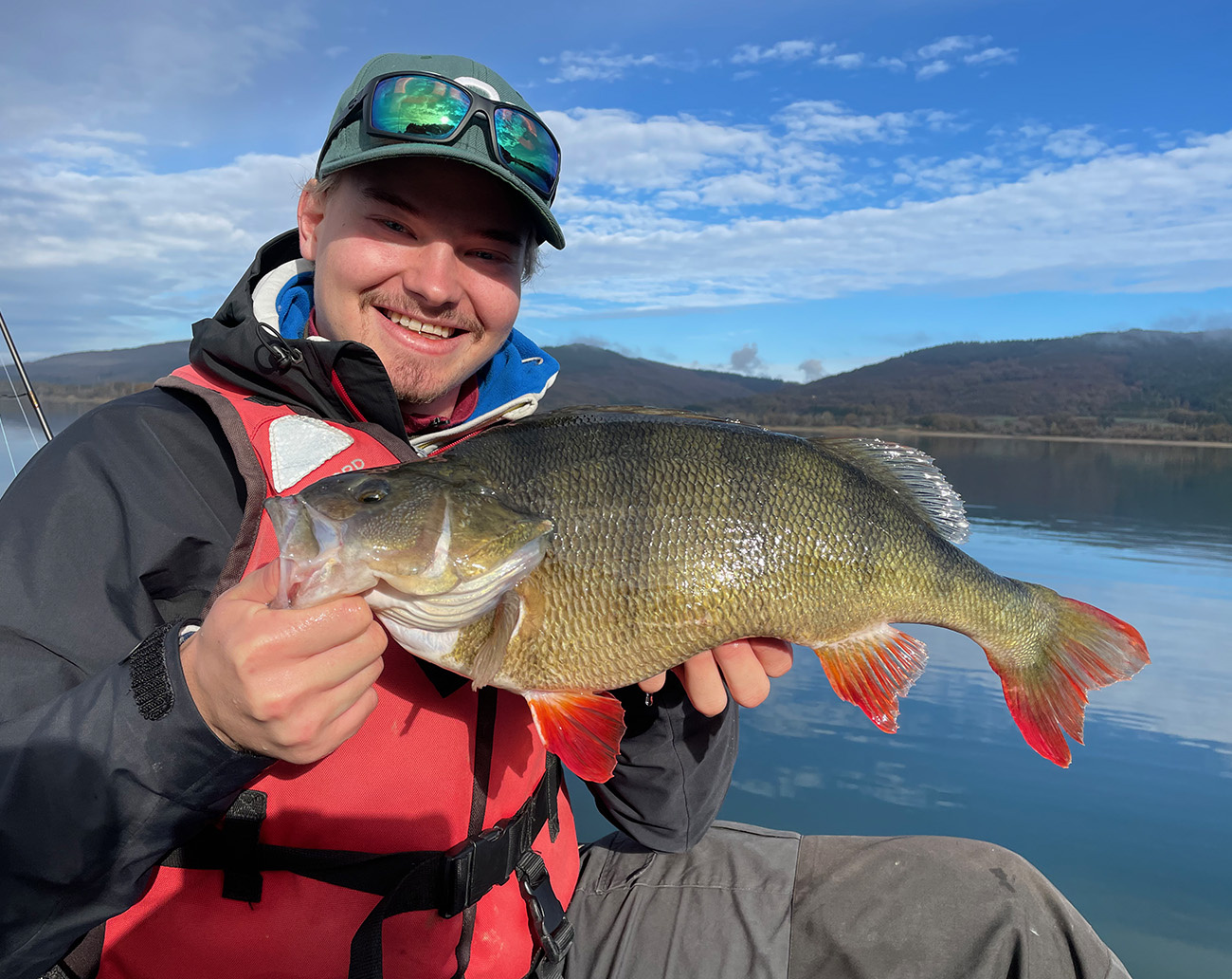 SpiderWire Stealth Smooth 8 Hi-Vis Yellow